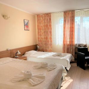 Dreibettzimmer